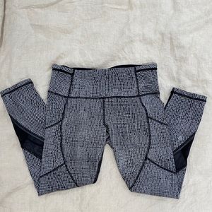 LULULEMON PRINT LEGGINGS